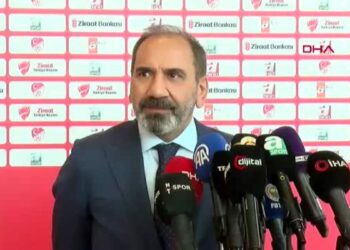 Mecnun Otyakmaz: İki takımın da yöneticisi gelsin VAR odasında otursunlar