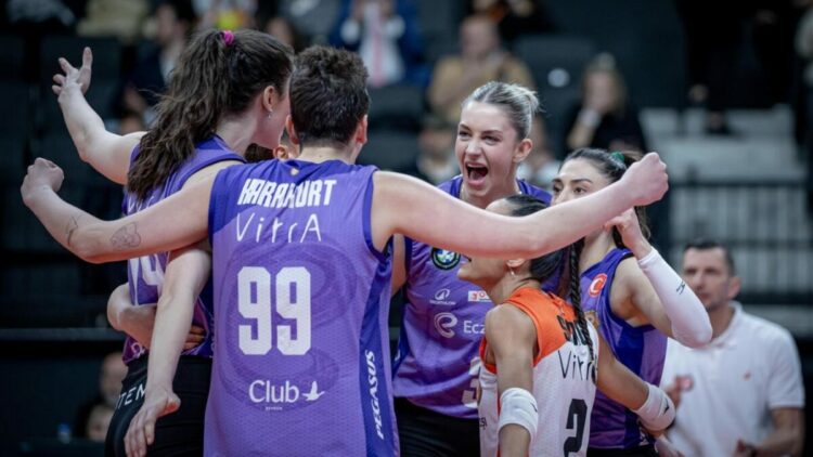Eczacıbaşı Dynavit - KS Developres Rzeszow: 3-1