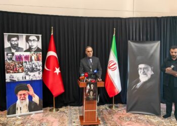 İran Büyükelçiliği, Hamaney için anma töreni düzenledi