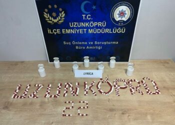 Edirne'de uyuşturucu ecza ile yakalanan şüpheli gözaltında