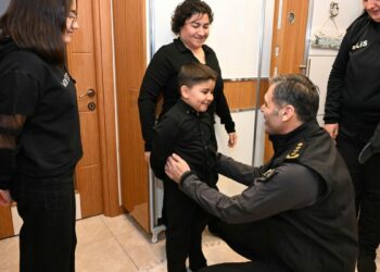 Emniyet Müdürü Aydın’dan, şehit polis memurunun oğluna doğum günü kutlaması