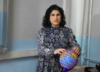Görme engelli Seda öğretmenden 'Dünya parmaklarının ucunda' projesi