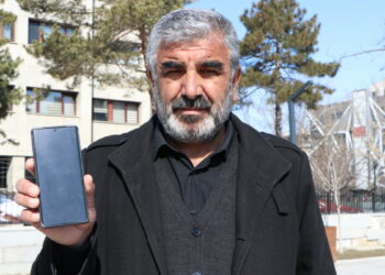 Rojin Kabaiş’in babası: 7 aydır tehdit mesajları alıyorum