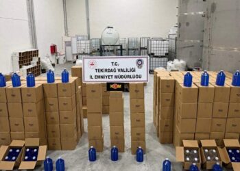 Tekirdağ'da 17 bin 815 litre etil alkol ele geçirildi