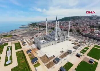 Trabzon’da ‘tekne orucu’ etkinliğine iki bin çocuk katıldı
