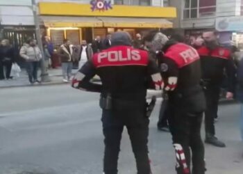Şişli'de silahlı kavgada pide kuyruğunda bekleyen kadın ağır yaralandı