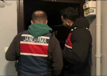 Yasa dışı bahis sitelerine alt yapı sağlayan şirkete operasyon