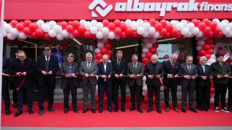 Albayrak Finans, büyüme stratejisi doğrultusunda Fatih şubesini hizmete açtı