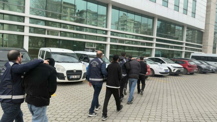 Babası için araç kiralamak istedi, 500 bin lira dolandırıldı; 5 gözaltı