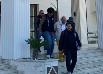 KADES ihbarına gidilen evde, esrar ve silah ele geçirildi