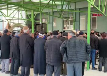 Babasının öldürüp hobi bahçesine gömdüğü Zehra, toprağa verildi