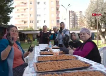 Mezitli’de iftar sofrası kadın emeğiyle hazırlandı