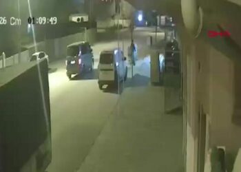Polisten kaçarken aracıyla belediye işçisinin motosikletine çarptı; başkanın oğlu çıktı