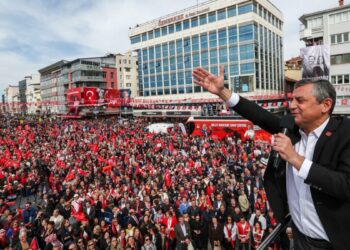 Özgür Özel: Omuz omuza iktidara yürüyoruz