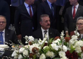 Büyükataman: 3'üncü Dünya Savaşı’nın taşları döşenmektedir