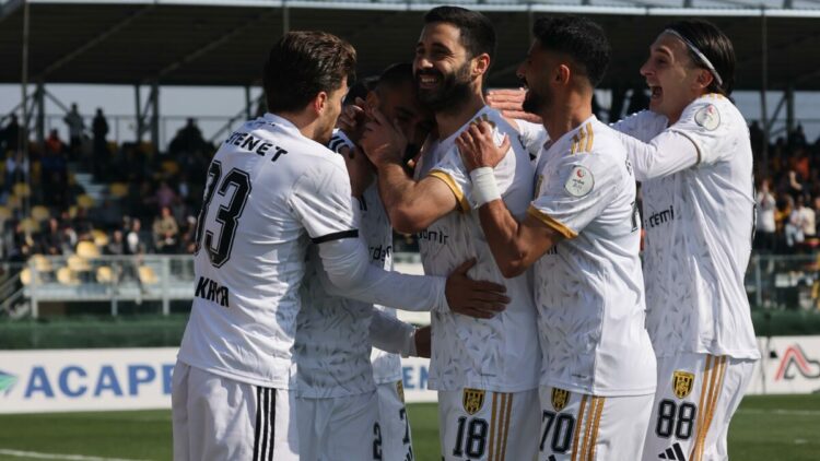 Aliağa FK zirve ümidini sürdürdü