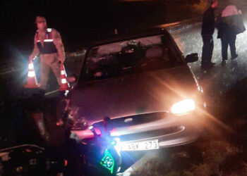 Otomobilin çarptığı motosikletin sürücüsü öldü