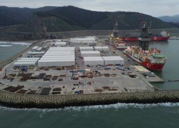 Bakan Bayraktar: Gemilerimizin test süreçlerini kendi mühendislik kapasitemizle yürütüyoruz