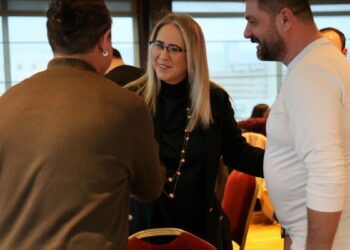 AK Parti’li Çankırı’dan İzmir için adaylık açıklaması: Görev verilirse alınır, bayrak da teslim edilir