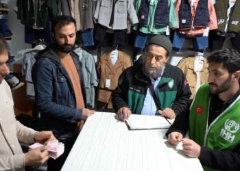 Siirt’te ‘zimem defteri’ geleneği yaşatıldı; 170 ailenin yaklaşık 600 bin liralık borcu ödendi
