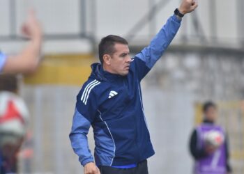 İnegölspor, Güldüren ile yolları ayırdı