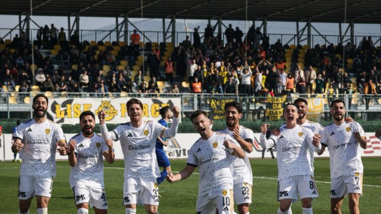 Aliağa FK şampiyonluk yarışında ikinci sıraya yükseldi