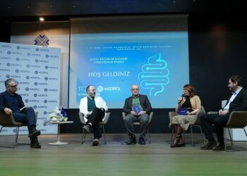 ‘Kanserden korunmak için 45 yaşından itibaren düzenli kontrol yapılmalı’