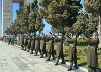 Şehitler Abidesi'ndeki 18 Mart törenlerinin genel provası yapıldı
