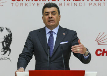 CHP’li Emre: Savaş fiilen sınırımızda