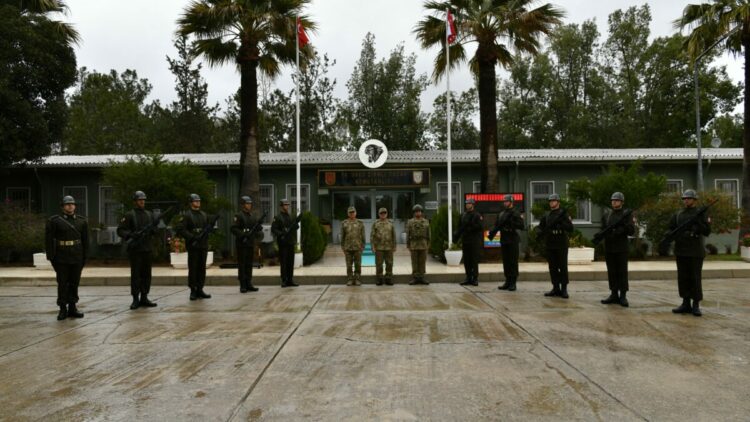 Kara Kuvvetleri Komutanı Orgeneral Tokel, KKTC’deki birlikleri denetledi