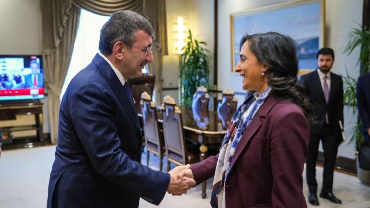 Cevdet Yılmaz, Kanada Dışişleri Bakanı Anand’ı kabul etti