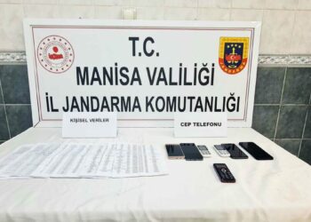 15 bin kişinin kişisel verilerini ele geçirmişler; 4 tutuklama