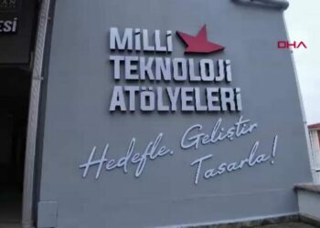 Bakan Kacır: Bizden neyi esirgiyorlarsa daha iyisini yerli ve milli olarak üretiyoruz