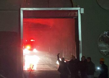 Tekirdağ'da fabrika yangını büyümeden söndürüldü