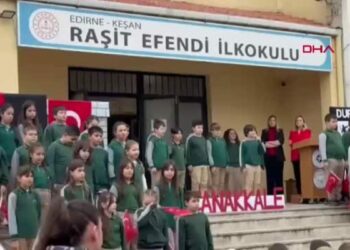 Keşan’da öğrencilerden Çanakkale Zaferi'nin 111’inci yıl dönümüne özel koreografi