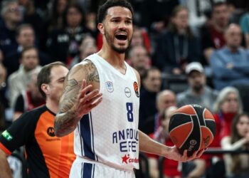 Anadolu Efes, EuroLeague’de Monaco karşısında sahaya çıkıyor