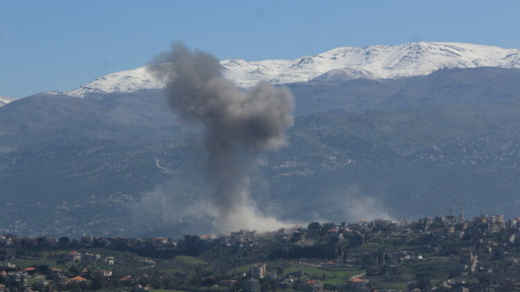 İsrail'in Lübnan'a düzenlediği saldırılarda can kaybı 912'ye yükseldi