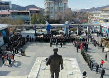 Tunceli’de 30 yıl sonra canlı bomba eyleminin yapıldığı meydanda tören