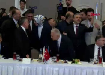 Binali Yıldırım: Liderimiz Erdoğan, bu karmaşadan milletimizi uzak tutmak için büyük gayretle çalışıyor