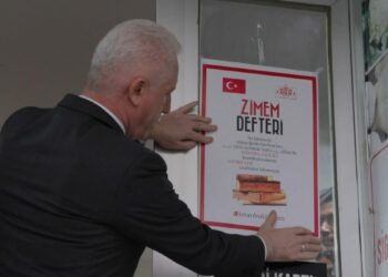 İstanbul Valiliği 'Zimem defteri' geleneğini sürdürüyor