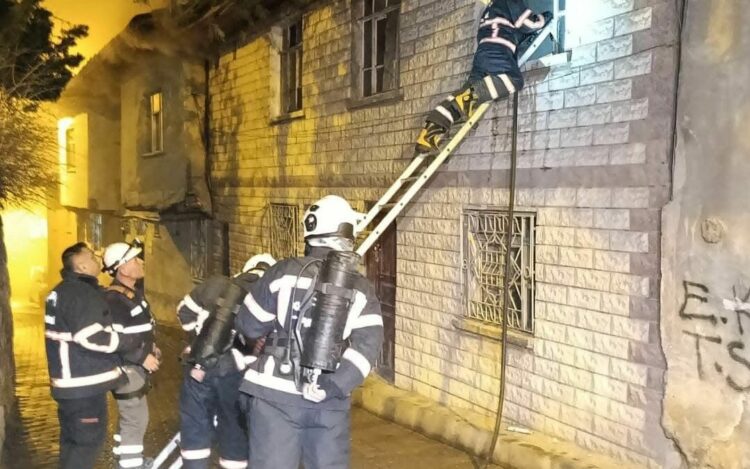 Çankırı’da 2 katlı evde yangın: 2 ölü