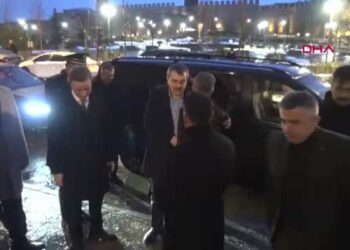 İçişleri Bakanı Çiftçi ile Milli Eğitim Bakanı Tekin, bayramı Erzurum'da karşıladı