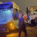 TIR, kavşakta otobüse çarptı: 1 yaralı