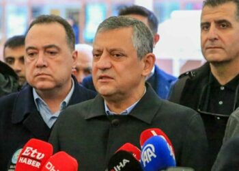 Özgür Özel: İran'ın geleceğine İranlılar karar verecek