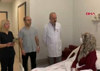 Tatile geldiği Antalya'da kanser olduğunu öğrendi; öğrencilerine kavuşacağı günü iple çekiyor