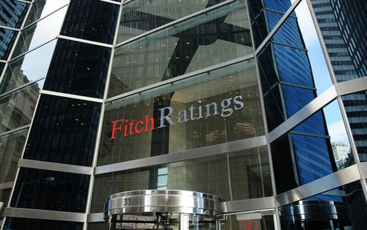 Fitch: Hürmüz Boğazı 6 ay kapalı kalırsa petrol fiyatları ortalama 120 doları görebilir