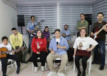 'Sıradışı Çocuklar' engelleri notaların gücüyle aşıyor