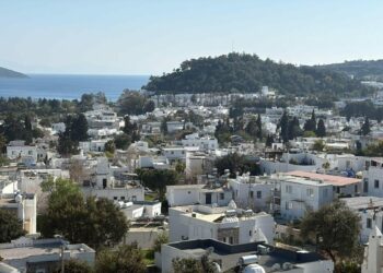 Bodrum'da sitelerdeki aidat fiyatı 180 bin liraya kadar çıkıyor