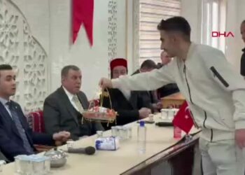 Midyat’ta farklı inançlar aynı bayram sofrasında buluştu
