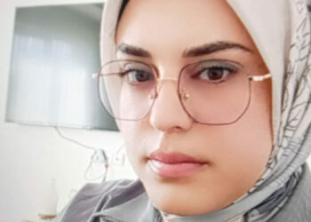 Eşi tarafından anne ve babasının mezarı başında öldürülen Gamze, toprağa verildi